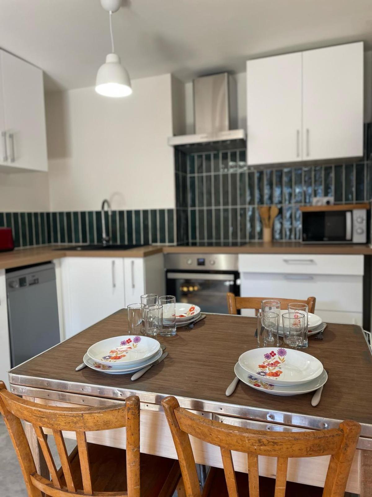 Les Appartements D'Albertine - Clemence Bourges Extérieur photo